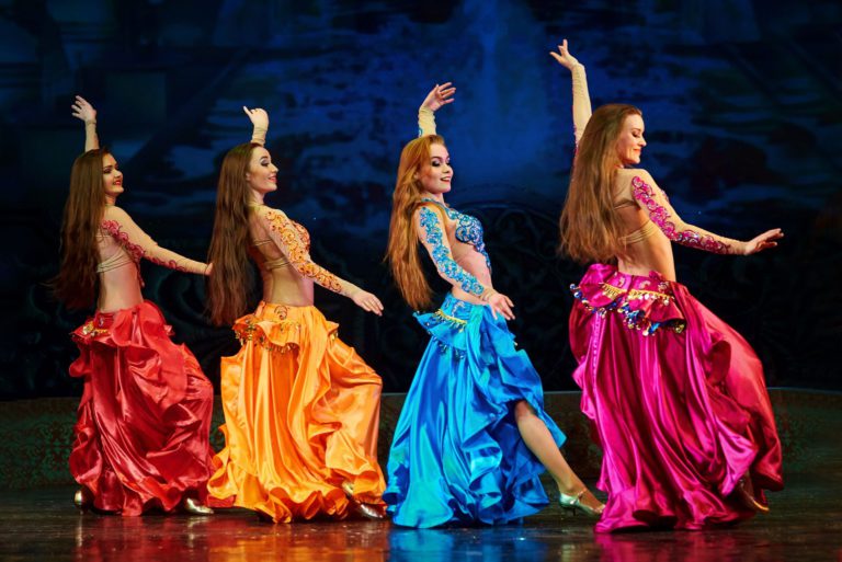 Arabian Dance Orient Pearls Folk Dance